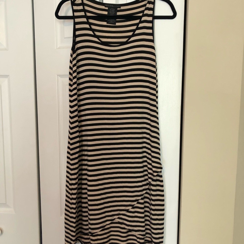 Philosophy Tan & Black dress (s)